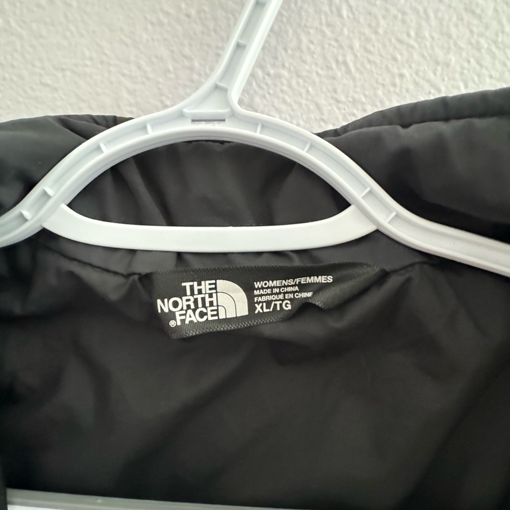 North face jacket - Picture 3 of 3